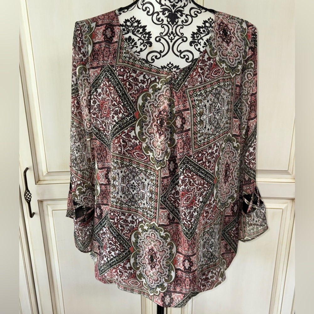 AGB Petite Elegant Paisley Print Women's Top With Lattice and Mesh Accents PXL
